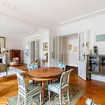 GuestReady - Charming gem near Trocadéro Square